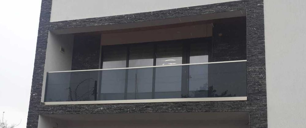balustrada aluminiu,aluminiu+sticla