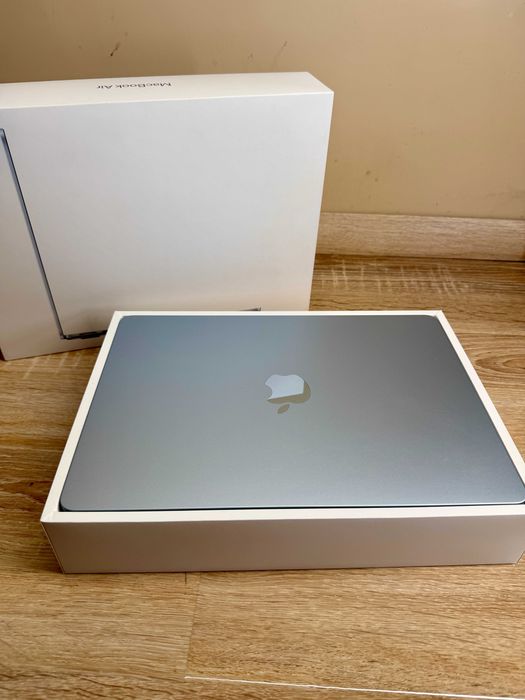 Apple MacBook Air M4, 16GB RAM, 256GB SSD, Sky Blue Гаранция