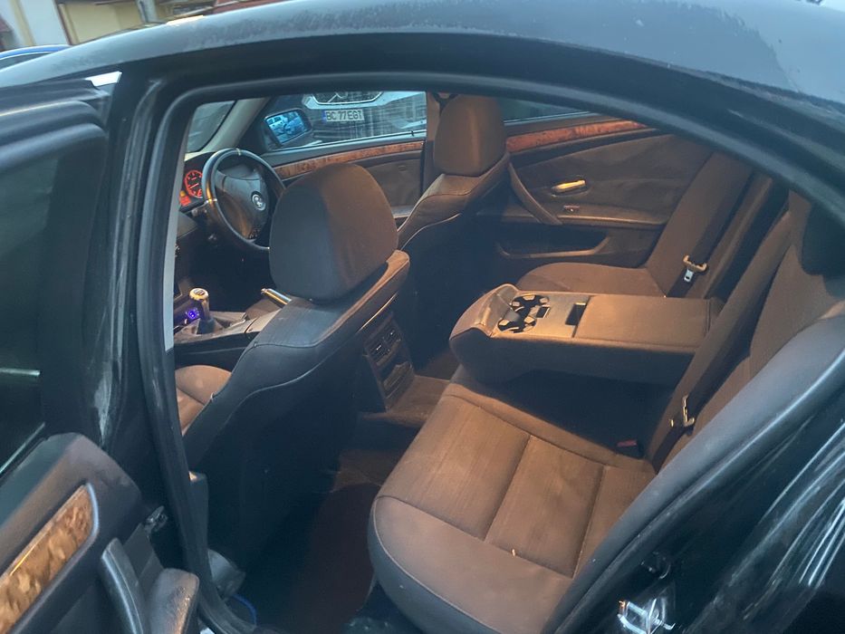 Vând Bmw e60 520d volan dreapta