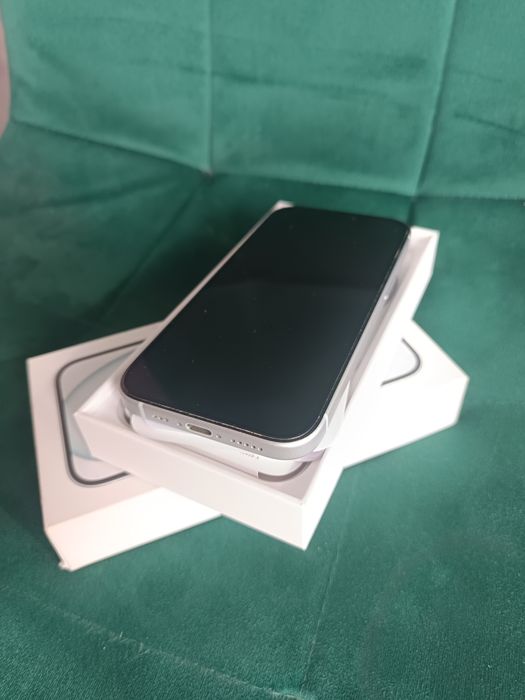 iPhone 15 impecabil