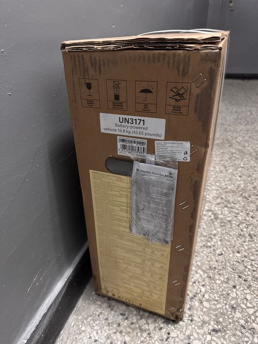 Продавам Тротинетка XIAOMI Scooter 4 Lite