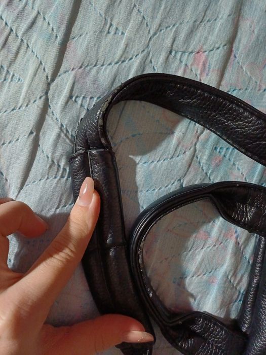 Продам чёрный кожаный рюкзак