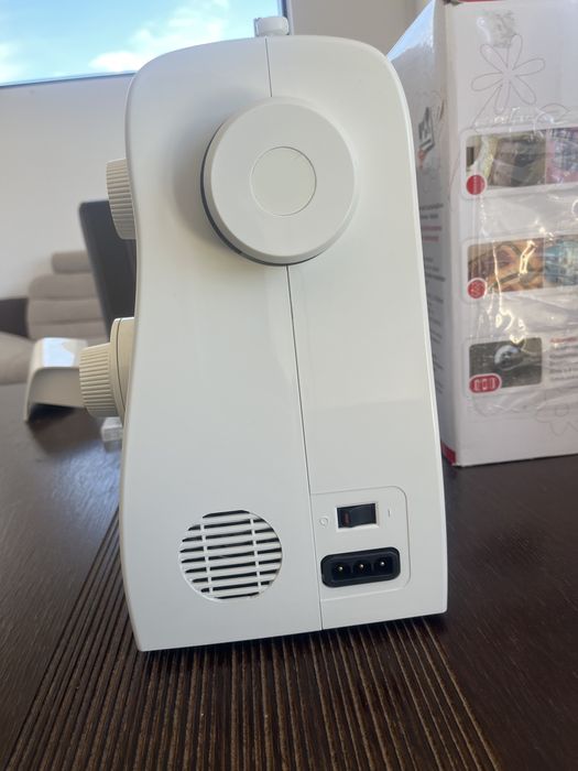 Singer initiale masina de cusut