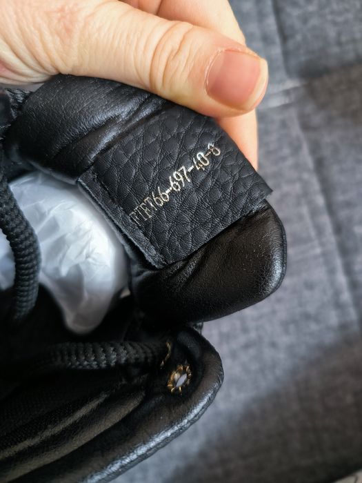 кроссовки 41-42 размер