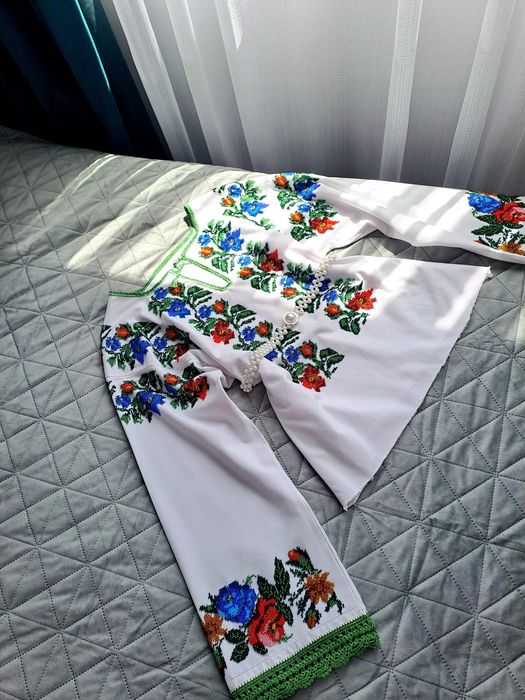 Camasa cu margele cusuta MANUAL