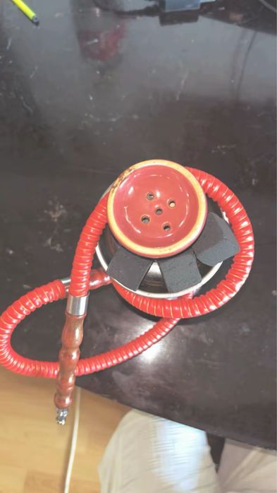 Narghilea shisha folosita doar odata