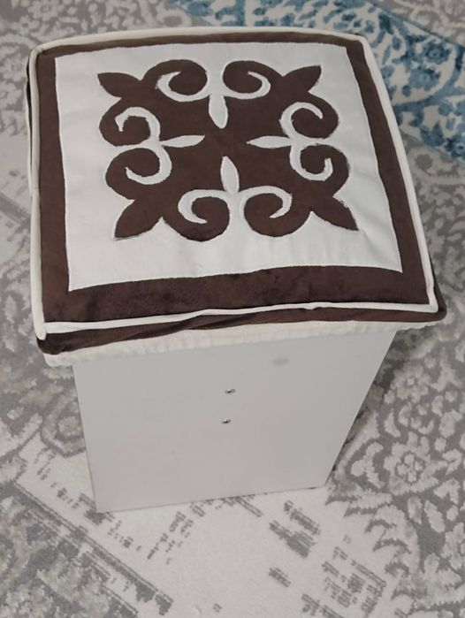 Орындыққа арналған қаптағыштар. Чехол для стуля.