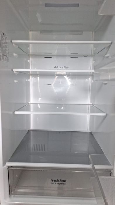 Холодильник LG продам