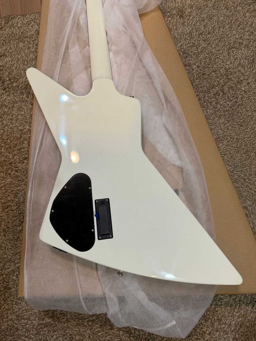 Epiphone 80s Explorer White - Нов
