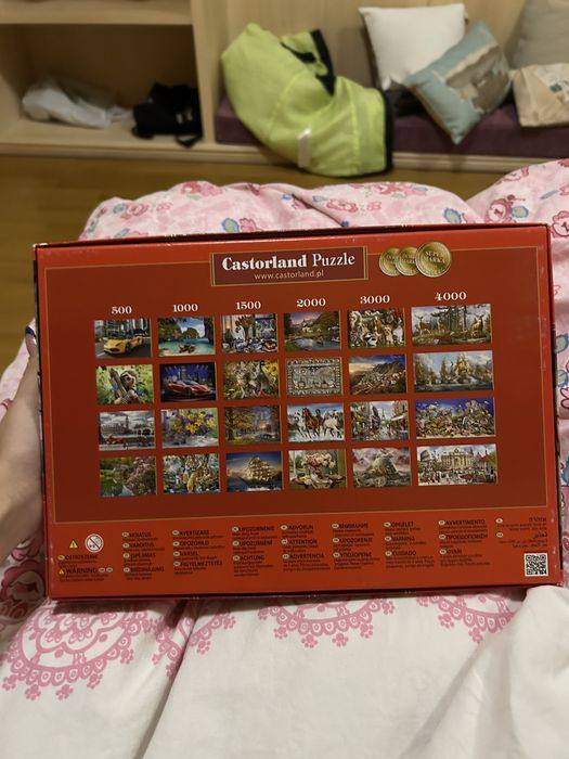 Пъзел с изображение на момиче и кон