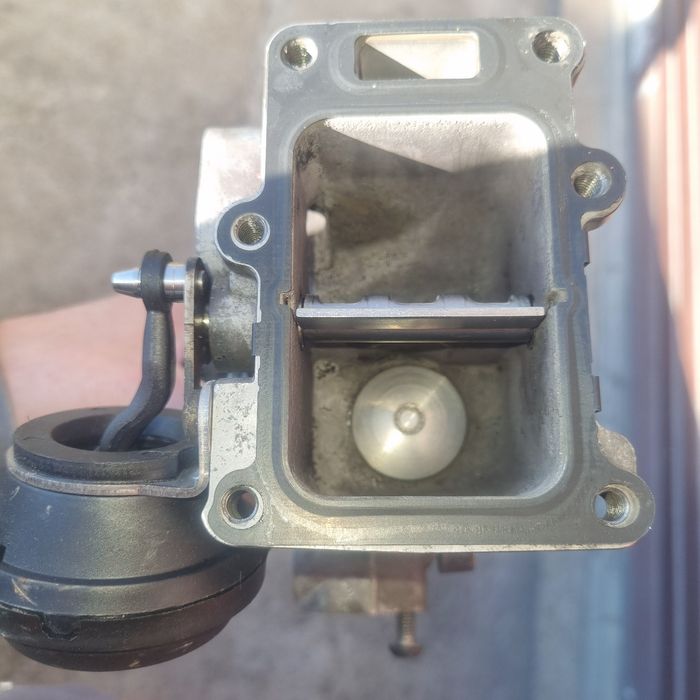 Почистване та ЕГР клапи