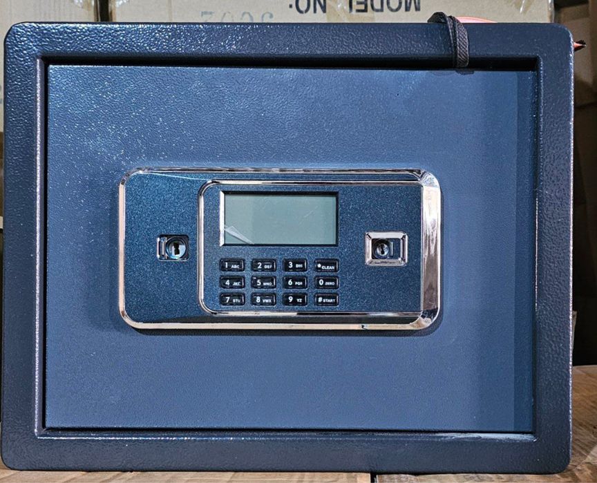 Arujene seyf qurol seyflar atpechatka