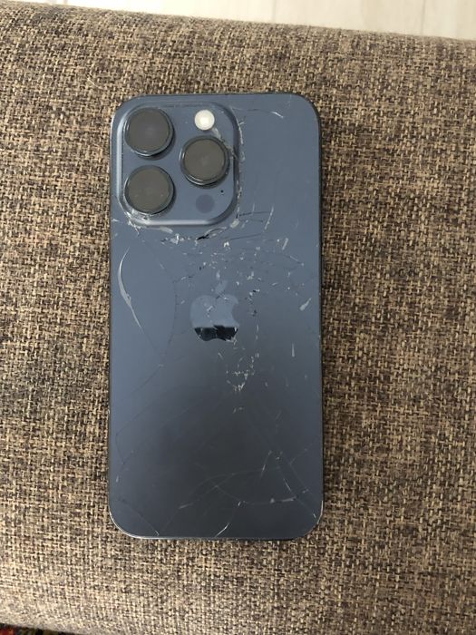 Продам айфон 15 про iphone15pro