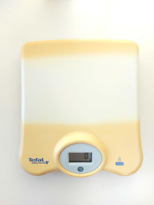 Бебешка/детска везна Tefal до 20 кг - мултифункционална