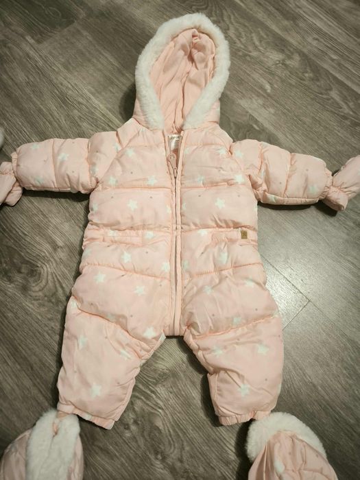 Бебешки  дрехи .