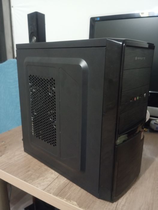 Компьютер в сборе.
