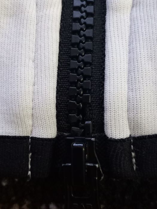 Vând hanorac  Tech nike bărbați