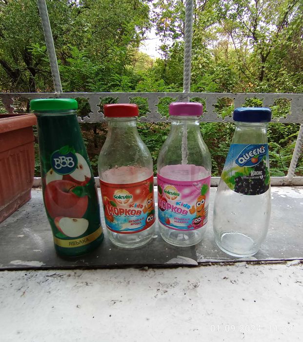 Стъклени буркани и шишета различен размер