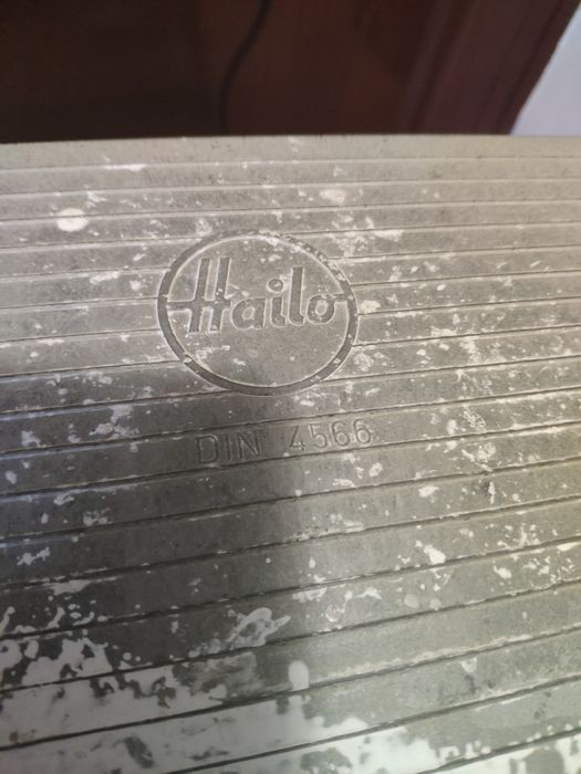 Scară HAILO 4566 din Aluminiu!