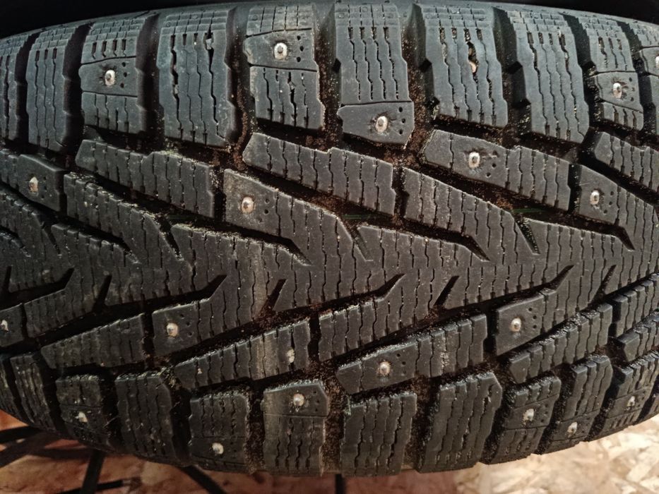 Nokian 7 265 70 R17