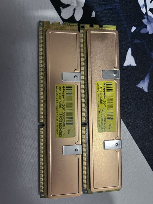 Опиративка ddr3 / 1333