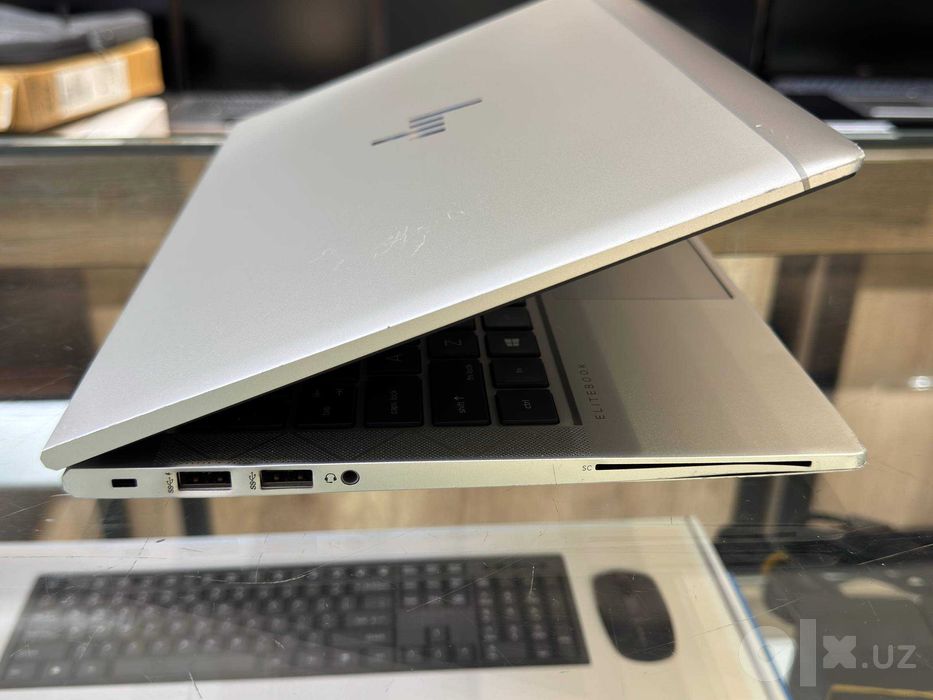 HP EliteBook 830 G8 Core i7-1185G7 vPRO ram 8 gb ssd 256 gb