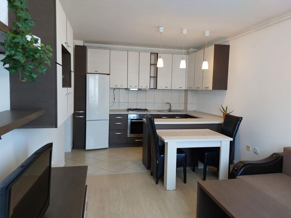 Vând apartament tip studio