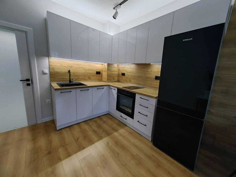 Продава се Тристаен апартамент в Пловдив, Мараша - 95 кв.м за 940 €/кв.м - Снимка #3