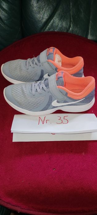Lot încălțăminte pentru fete Nike Adidas