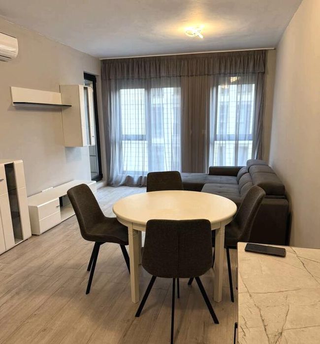 Дава се под наем Двустаен апартамент в Пловдив, Каменица 2 - 70 кв.м за 511 € - Снимка #1