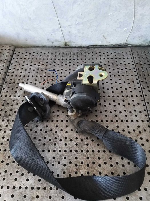 Centura siguranta dreapta fata mercedes a class w168