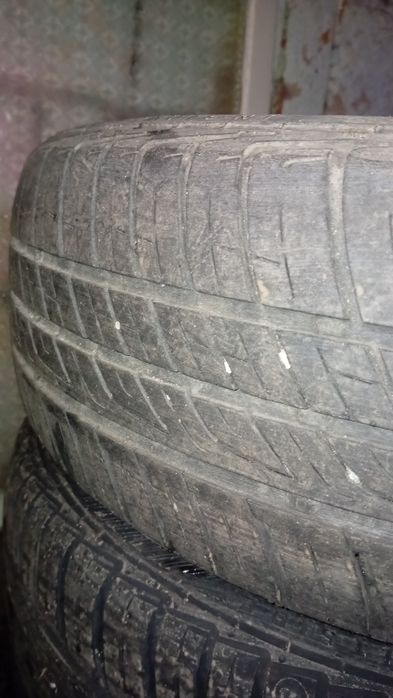 Автомобилни гуми