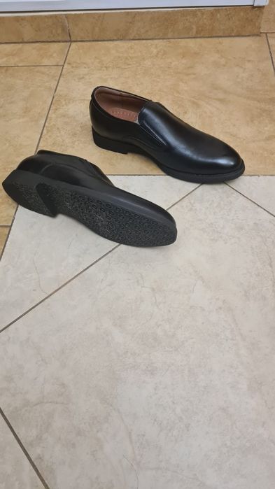 Кожаные туфли, новые, 39 р