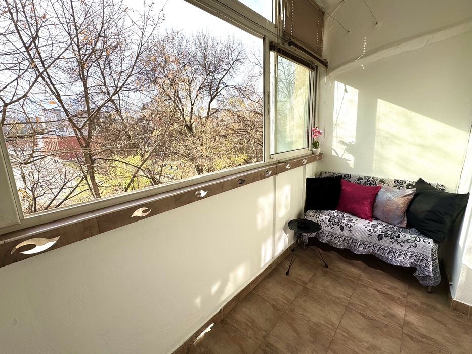 Дава се под наем Тристаен апартамент в София, Младост 1 - 87 кв.м за 750 € - Снимка #16