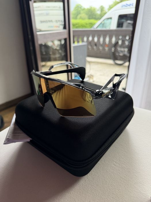 Oakley stunt Wing