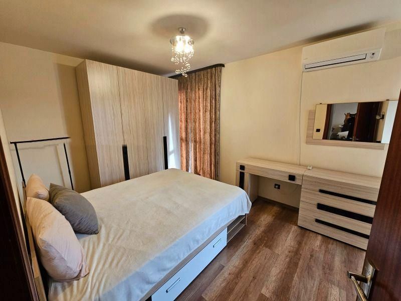 Дава се под наем Тристаен апартамент в София, Люлин 2 - 117 кв.м за 797.64 € - Снимка #4