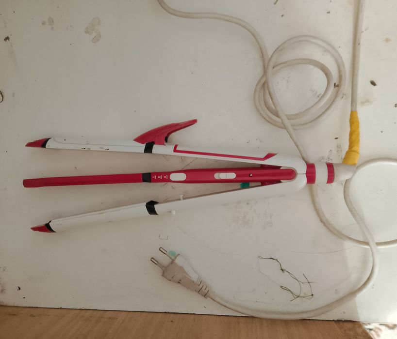 УТЮГ для волос.  3  в 1 ФЛОЙКА