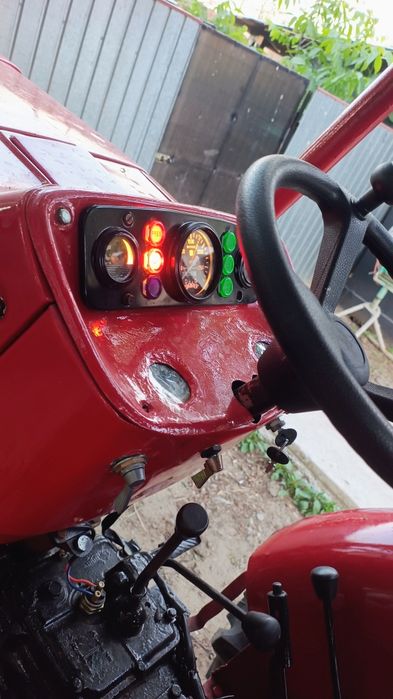 Tractor viticol 445
