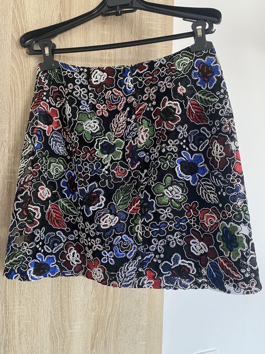 Fusta scurta Zara