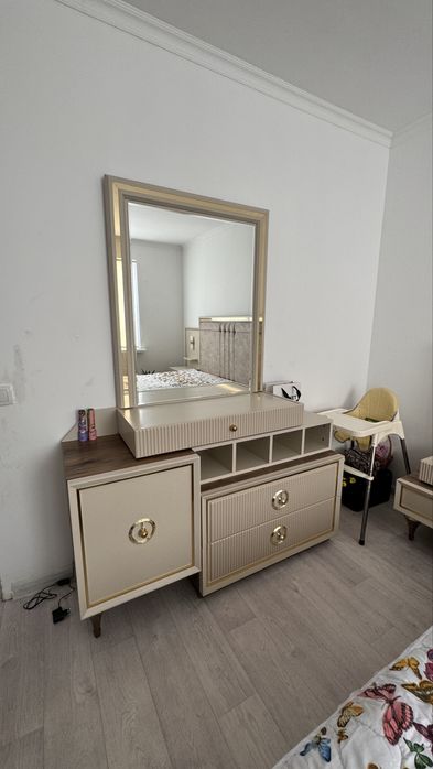 Спальный гарнитур срочно TOPKAPI