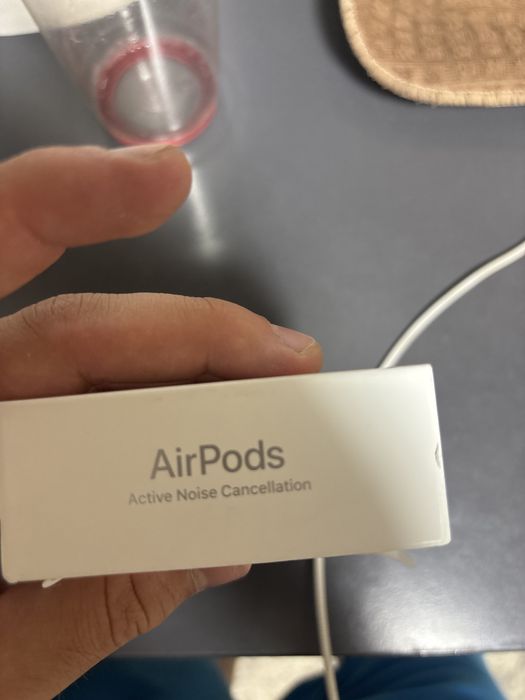 Airpods 4 Active Noise Cancellation