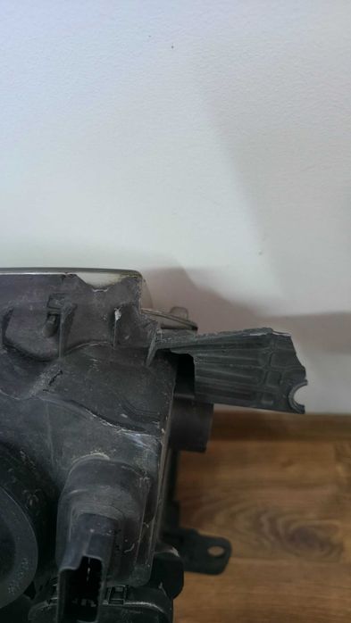 Десен фар за Renault Modus / Рено Модус 2009г.