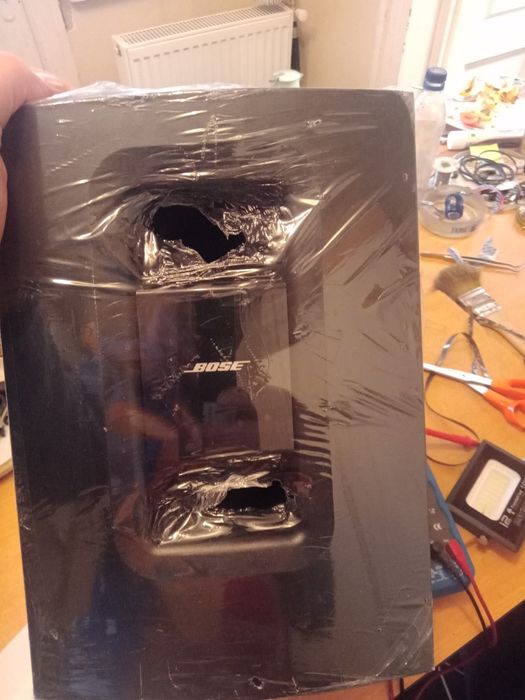 BOSE Cinemate box SR 1 Cu doua difuzoare bas -defect