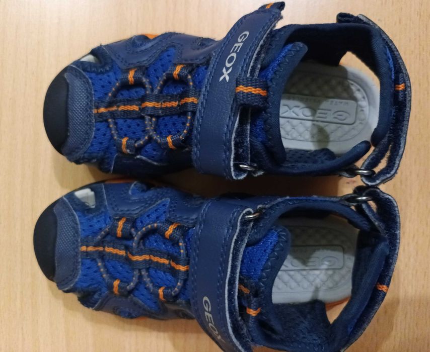 детски сандали Geox
