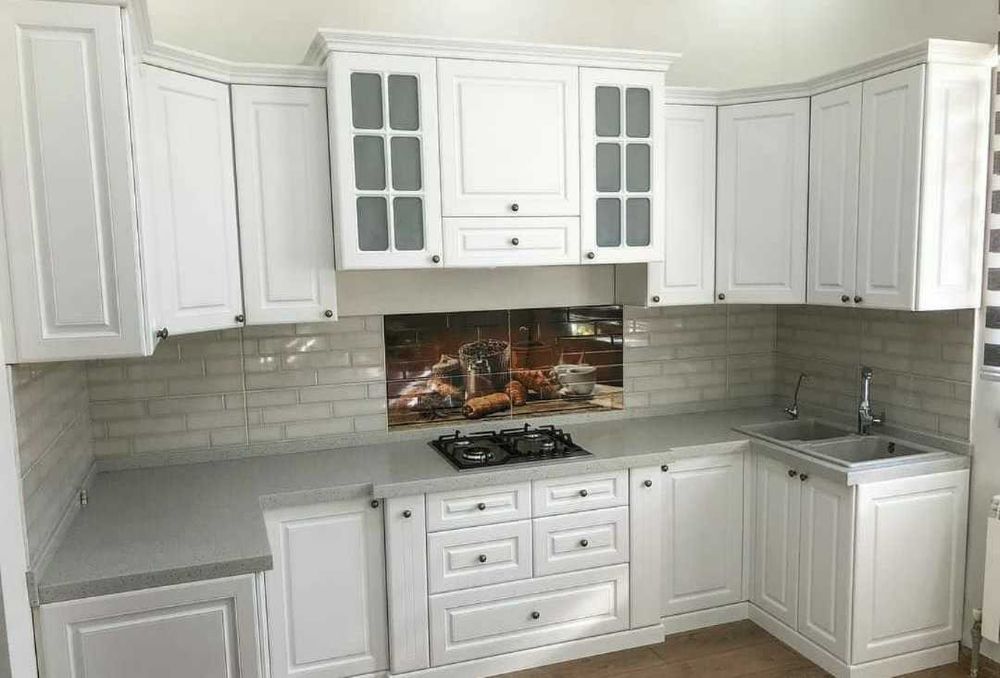 Oshhona mebeli neoklassika