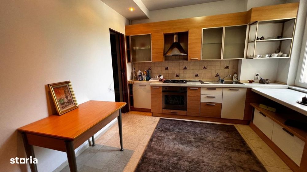 3 camere Primaverii l loc de parcare si boxa  incluse in pret