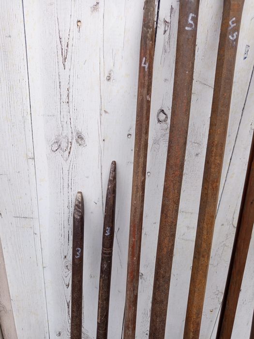 Продам ломы.       .