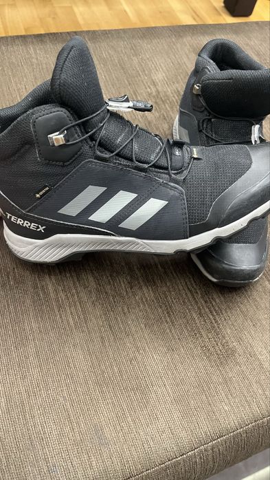 Зимни обувки за момче Adidas Terrex