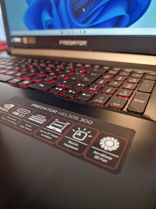 Laptop gaming Acer Predator Helios 300