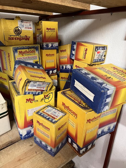 Кабелни канали и принадлежности